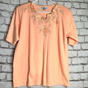 A0060 Naomi Bee Woman Top